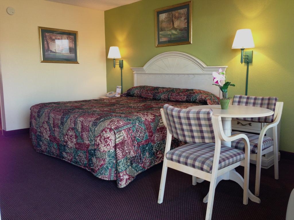 Holiday Terrace Inn - Pigeon Forge Kültér fotó